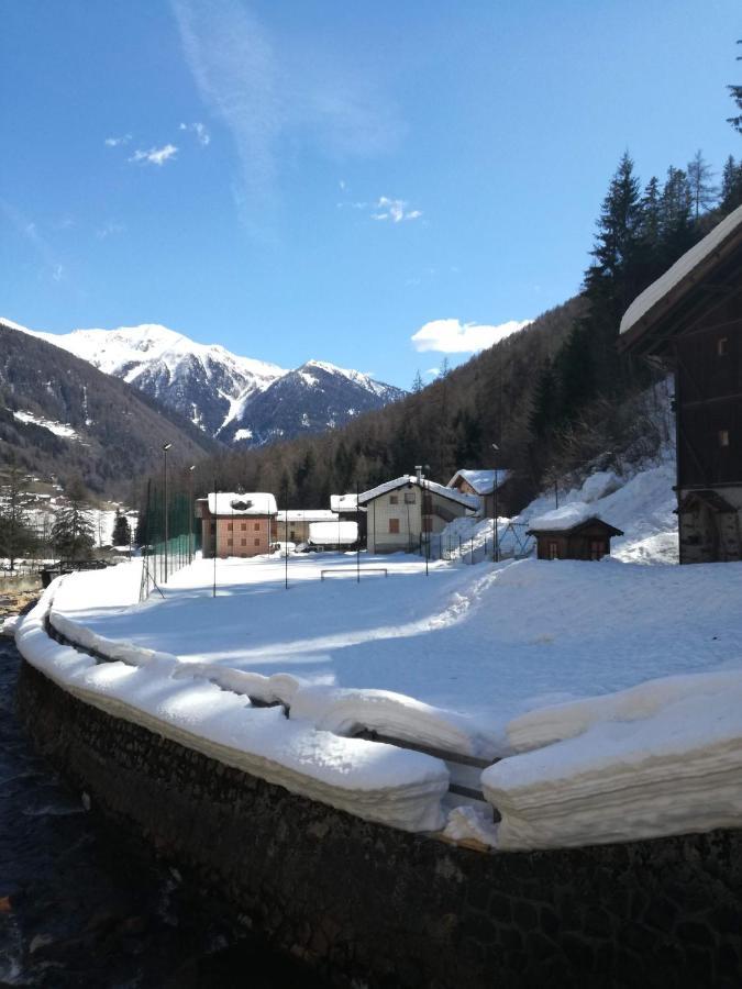 Appartamenti Rabbi Fonti Bagni di Rabbi エクステリア 写真